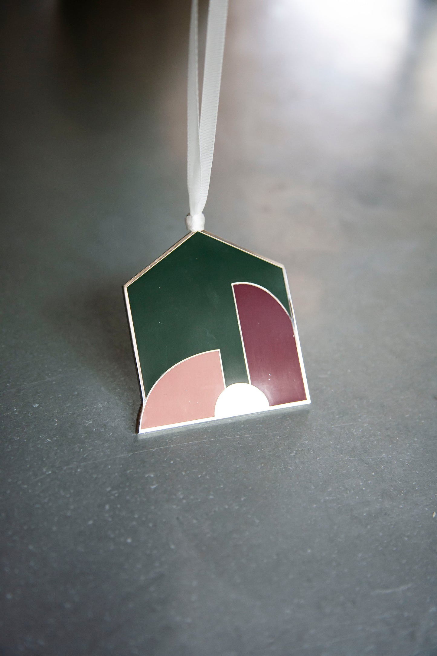 Szklo Modern Nativity Ornament© - Enamel or Translucent