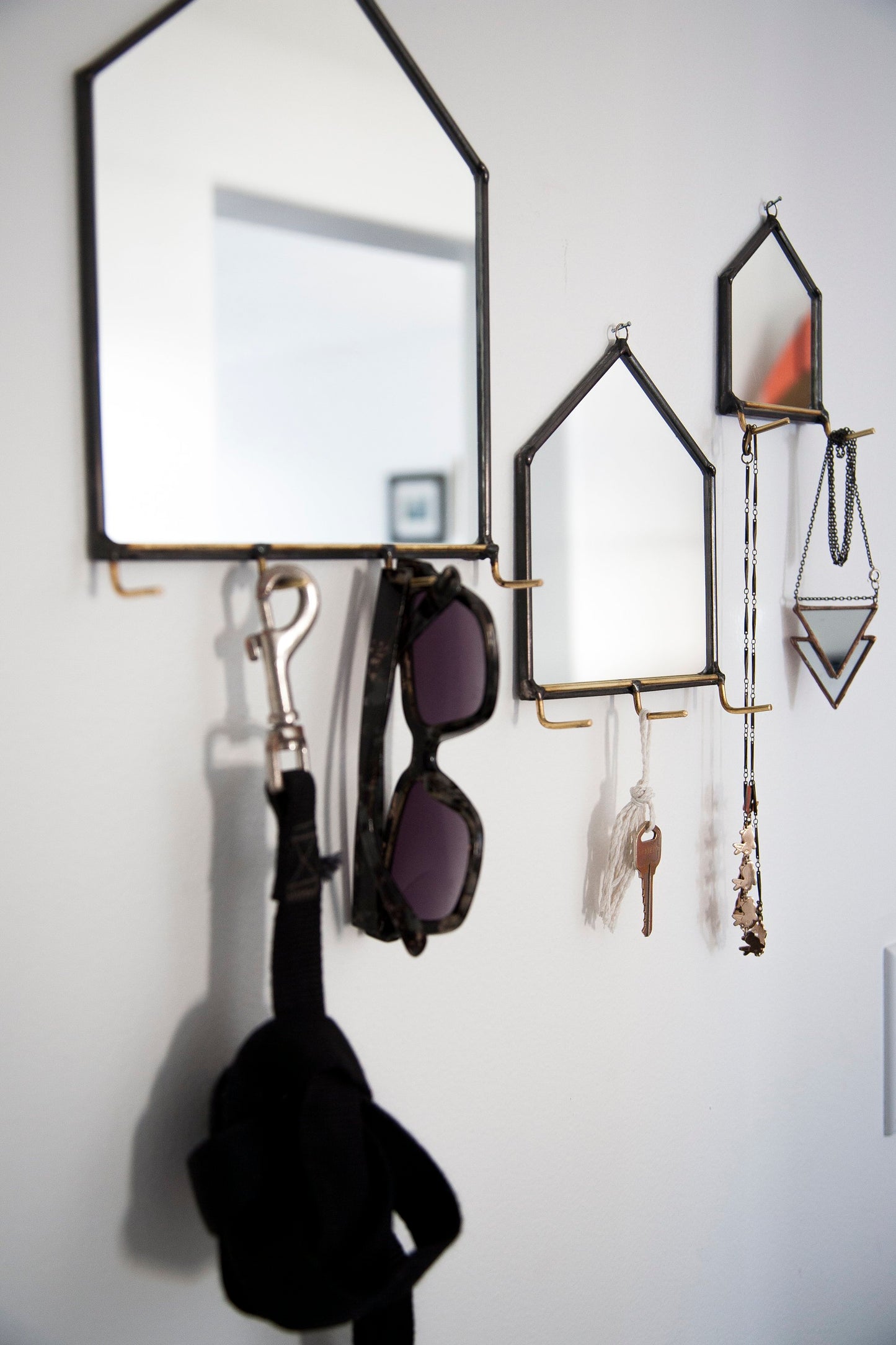 Modern Mirror House Wall Organizer with Hooks