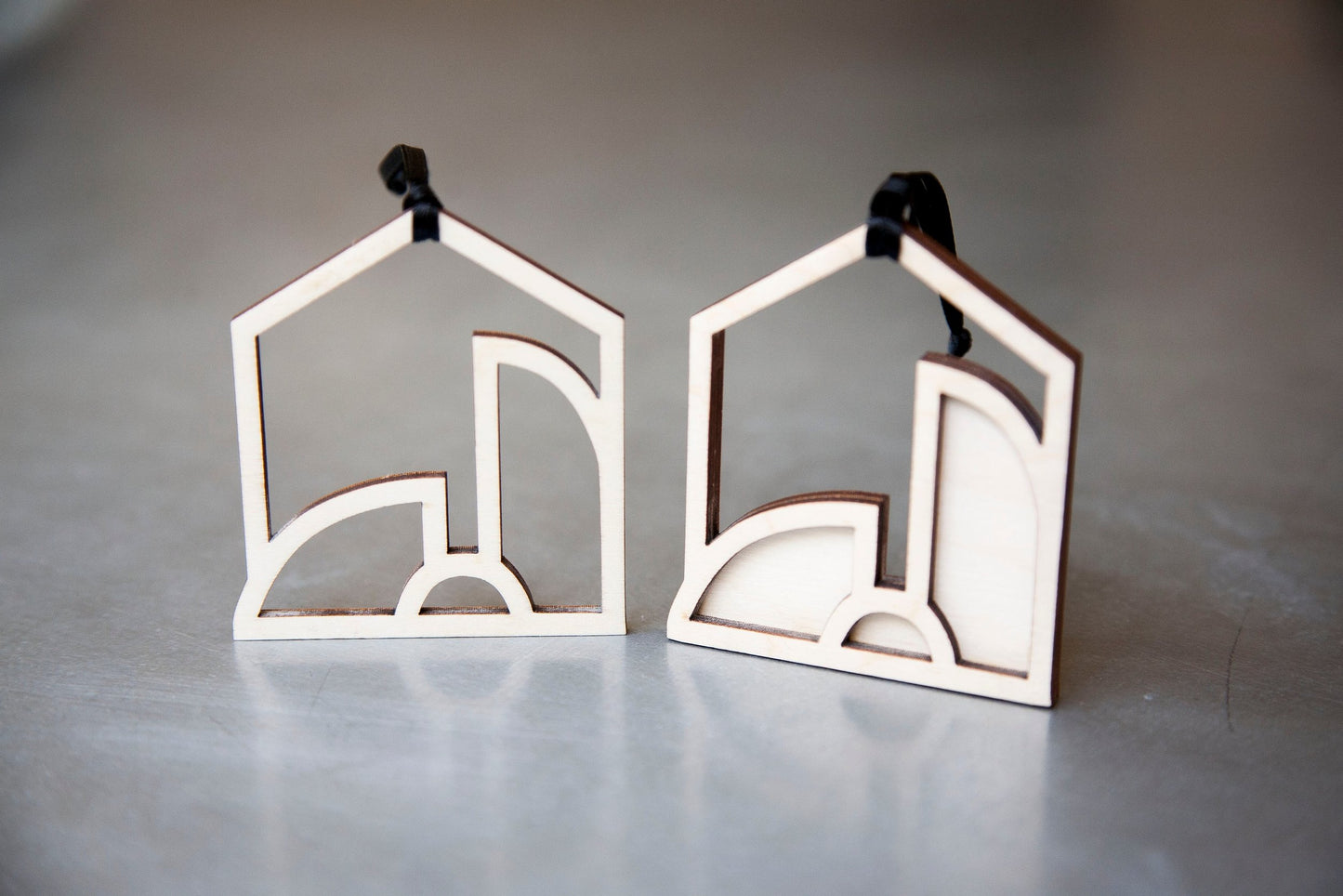 Szklo Modern Nativity Ornament© - Birch Wood